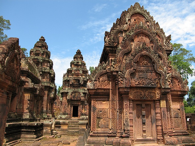 Plan your Cambodia package tours 2020 & 2021 with Banteay Srei