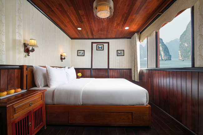 Double cabin on 4star Garden Bay Legend cruise on your tour Halong bay