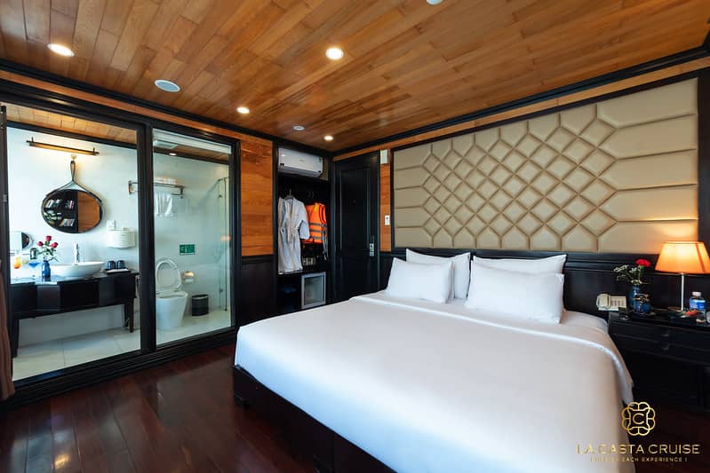 5 star  Huong Hai Sealife Cruise - Tour Vịnh Hạ Long  Du Thuyền Ngủ Đêm 5 Sao  cùng  với Deluxe Vietnam Tours Co.,Ltd  2020 - 2021 - 2022 