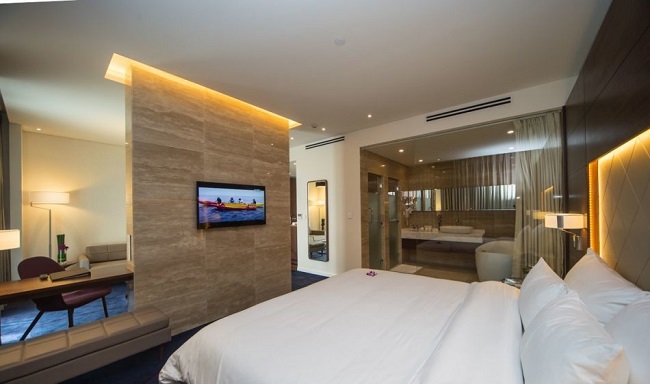 Luxury hotel Saigon   Liberty Riverside 4 star 