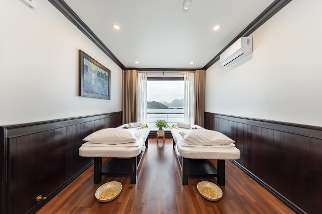  Tour  Hạ Long - Lan Hạ - Cát Bà Trên Du Thuyền Ngủ Đêm 5 star   Sealife Legend Cruise  cùng  với Deluxe Vietnam Tours Co.,Ltd  2020 - 2021 - 2022 