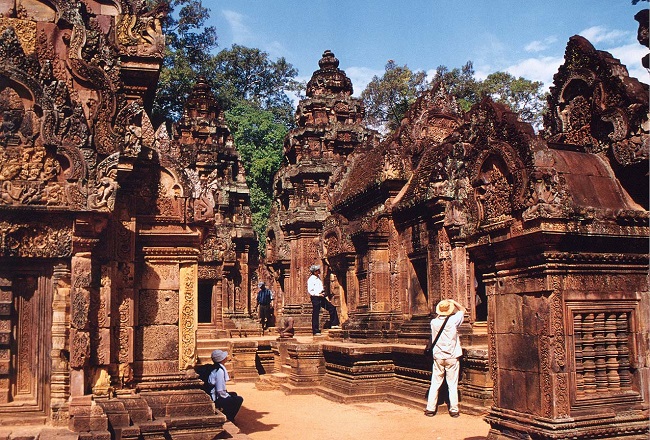 Plan your Cambodia tours 2020 & 2021 with Banteay Srei