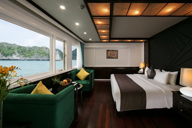 Luxury Halong bay tour  Vietnam by La Regina Royal Cruise