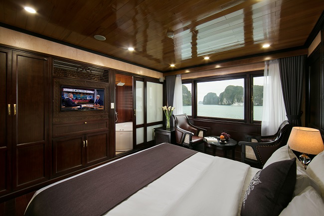  Amazing Halong bay tours Vietnam by Luxury La Regina Royal Cruise