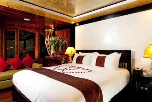 1night tour halong bay by Valentine cruise