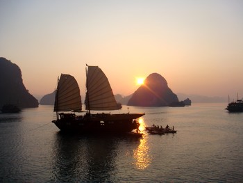 Halong bay is the best Vietnam package tour 16days