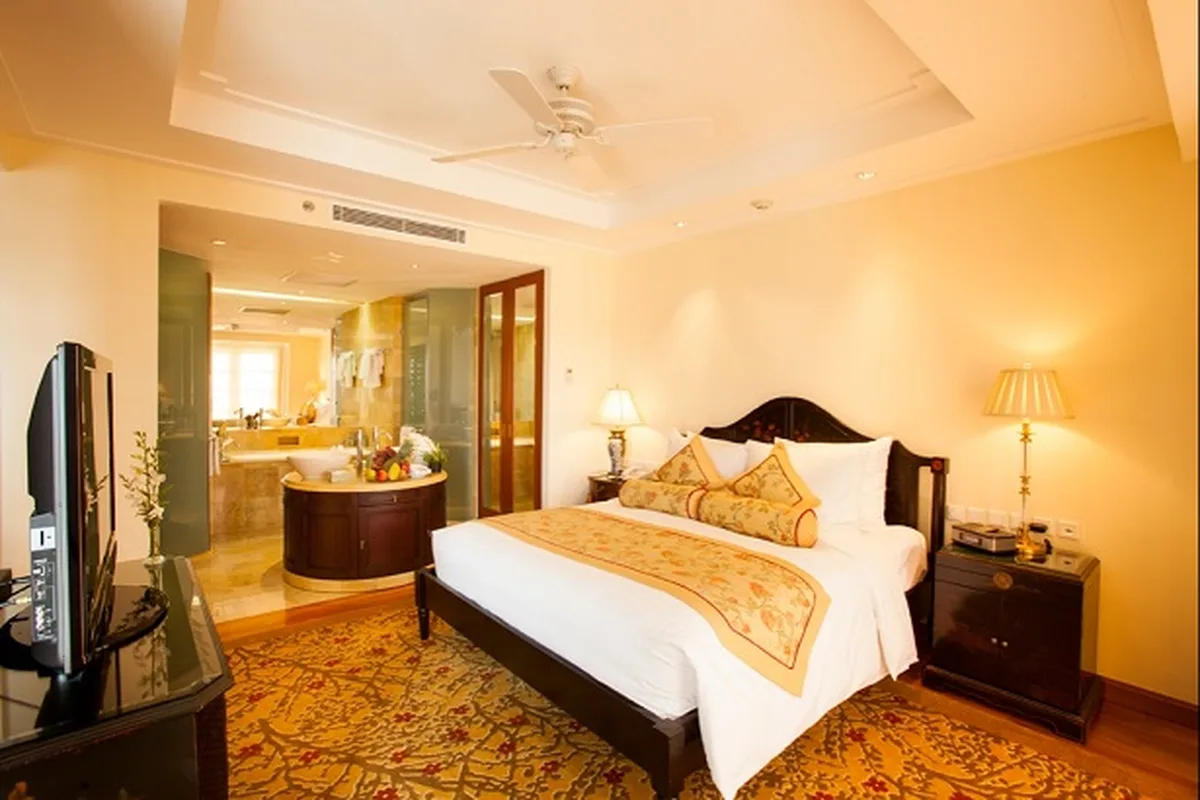 Luxury  Hotel Indochine Hue 