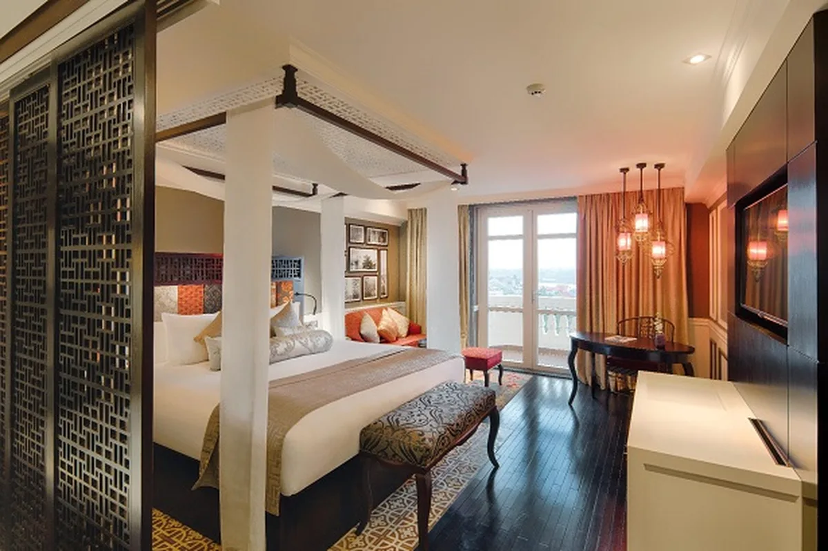 Royal Hotel Hoian - Luxury 5 star hotel Vietnam