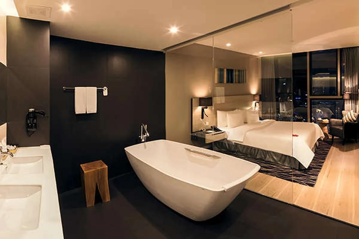 Liberty Central Saigon Citypoint Hotel - Luxury 4 star hotel Vietnam