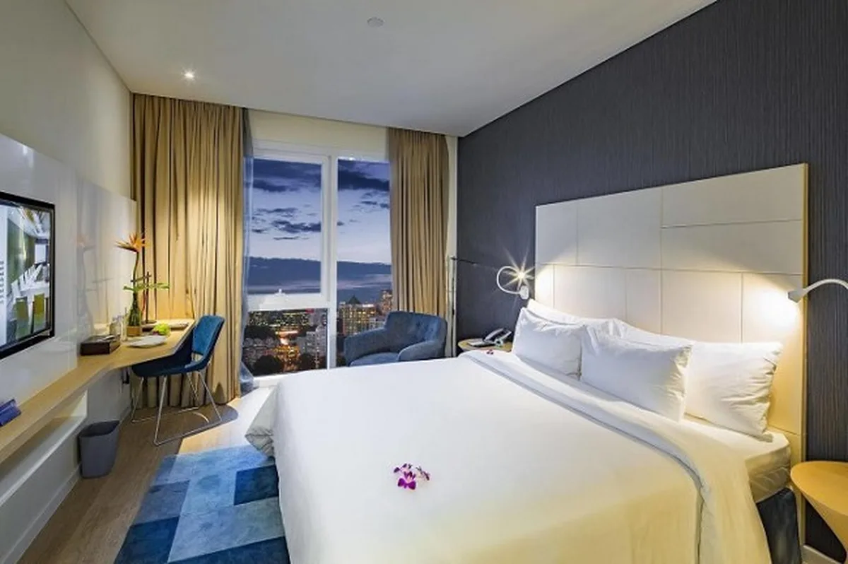 Liberty Central Saigon Riverside - Luxury 4 star hotel Vietnam