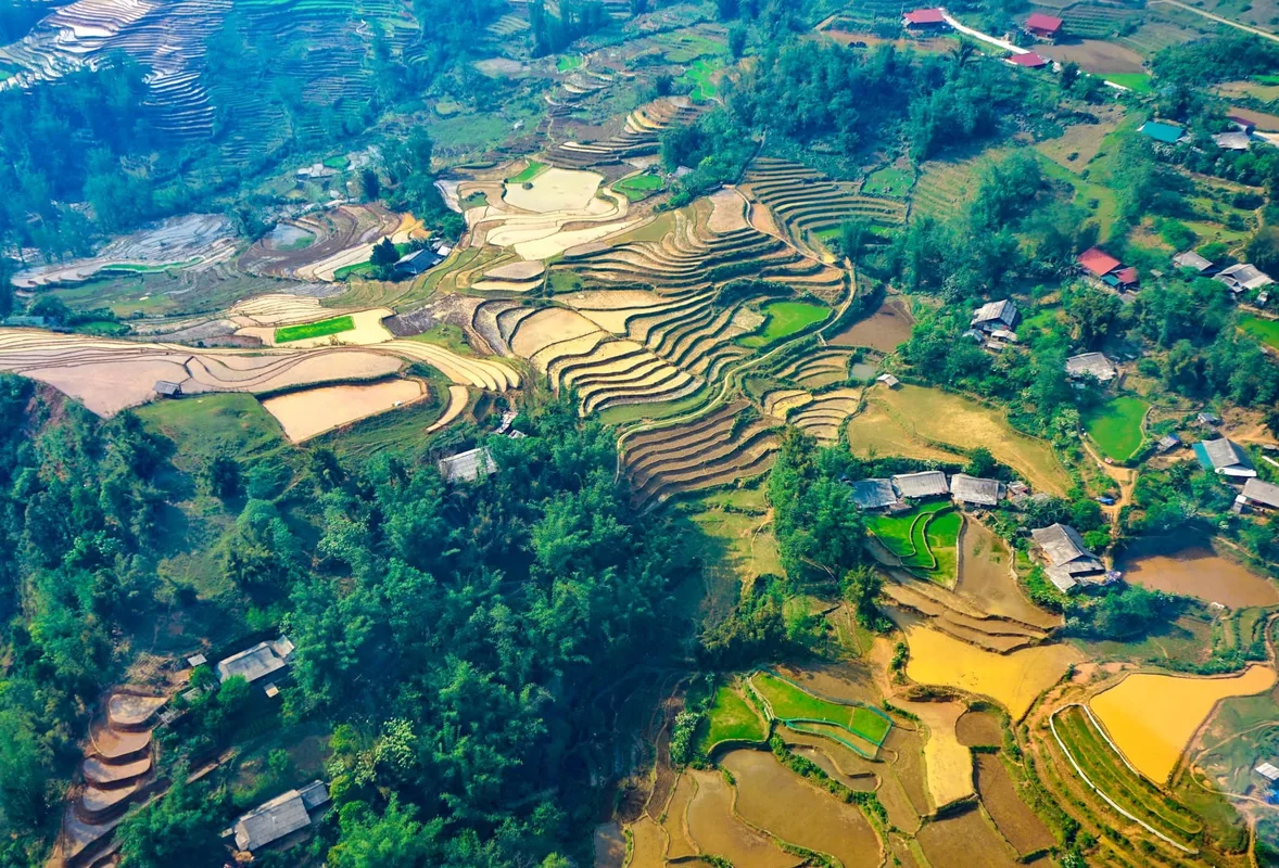 Private tour Vietnam and Cambodia with Sapa trekking paths