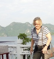 Karen reviewed their 12-day  Vietnam grand tour package from the USA with us