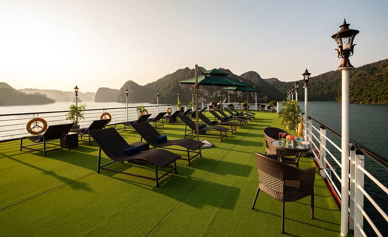 Paradise Cruise  for 2 day & 3 day Vietnam Halong bay tour package offers one of the best Vietnam Cambodia holiday  price  2023 & 2024