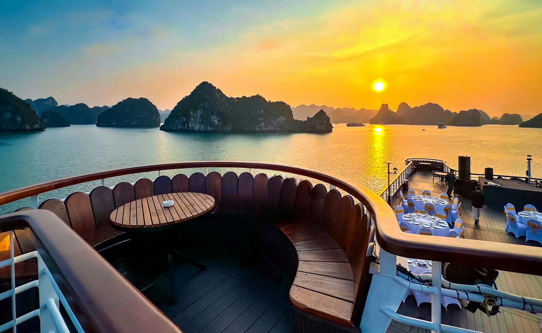 Private cultural journey in Vietnam & Cambodia with sunset on the bay