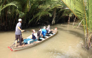 6day South vietnam tour package from Singapore