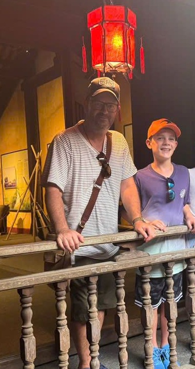 James reviewed their 11-day  Vietnam grand tour package from the South Africa with us
