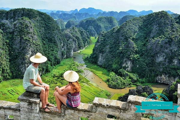 Mua Cave on your 12day Vietnam holiday tour
