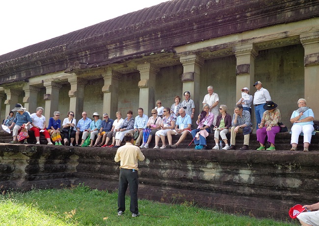 Mr. Phew's  31 day  Vietnam and Cambodia Tours  with Deluxe Vietnam Tours Hanoi