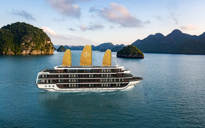5star   La Regina Grand Cruise Hanoi to Halong Bay Tour Package 2020 - 2021 - 2022 